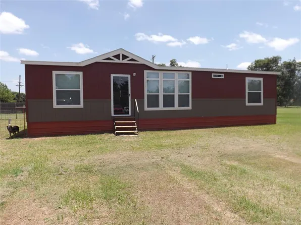 413 NW Three Road St, Tipton, OK 73570