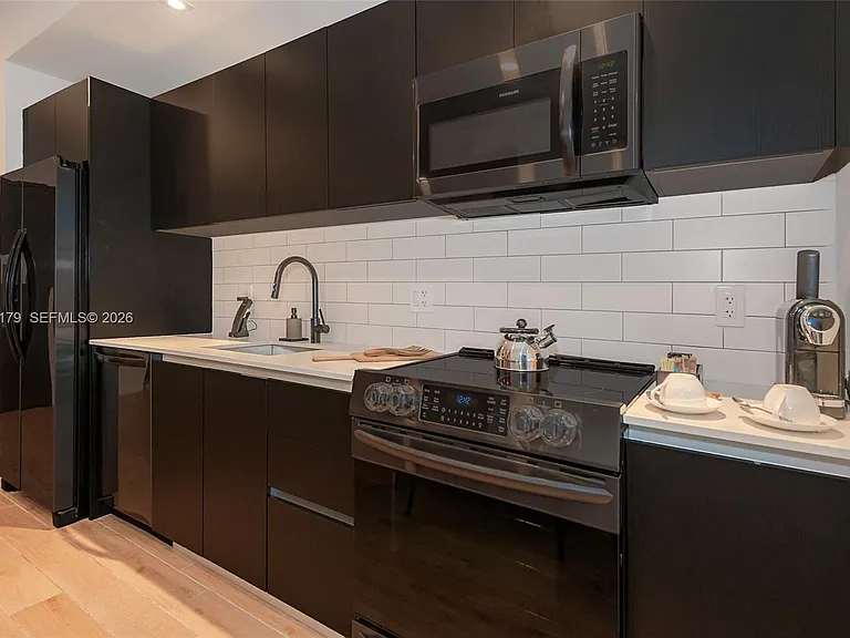 398 NE 5th St #4417 — Photo 27