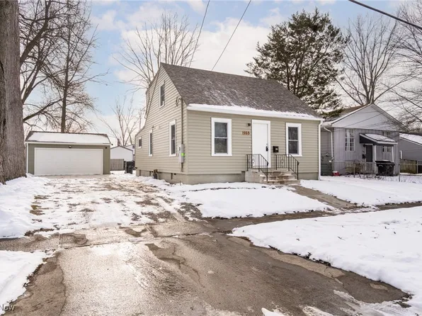 553 Purdue Ave, Elyria, OH 44035
