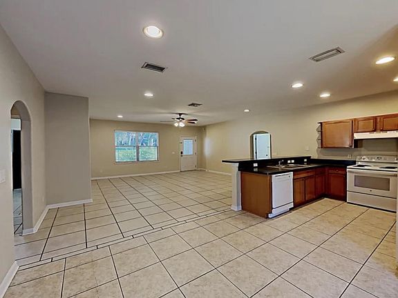2nd image of 243 W McClendon St #1007