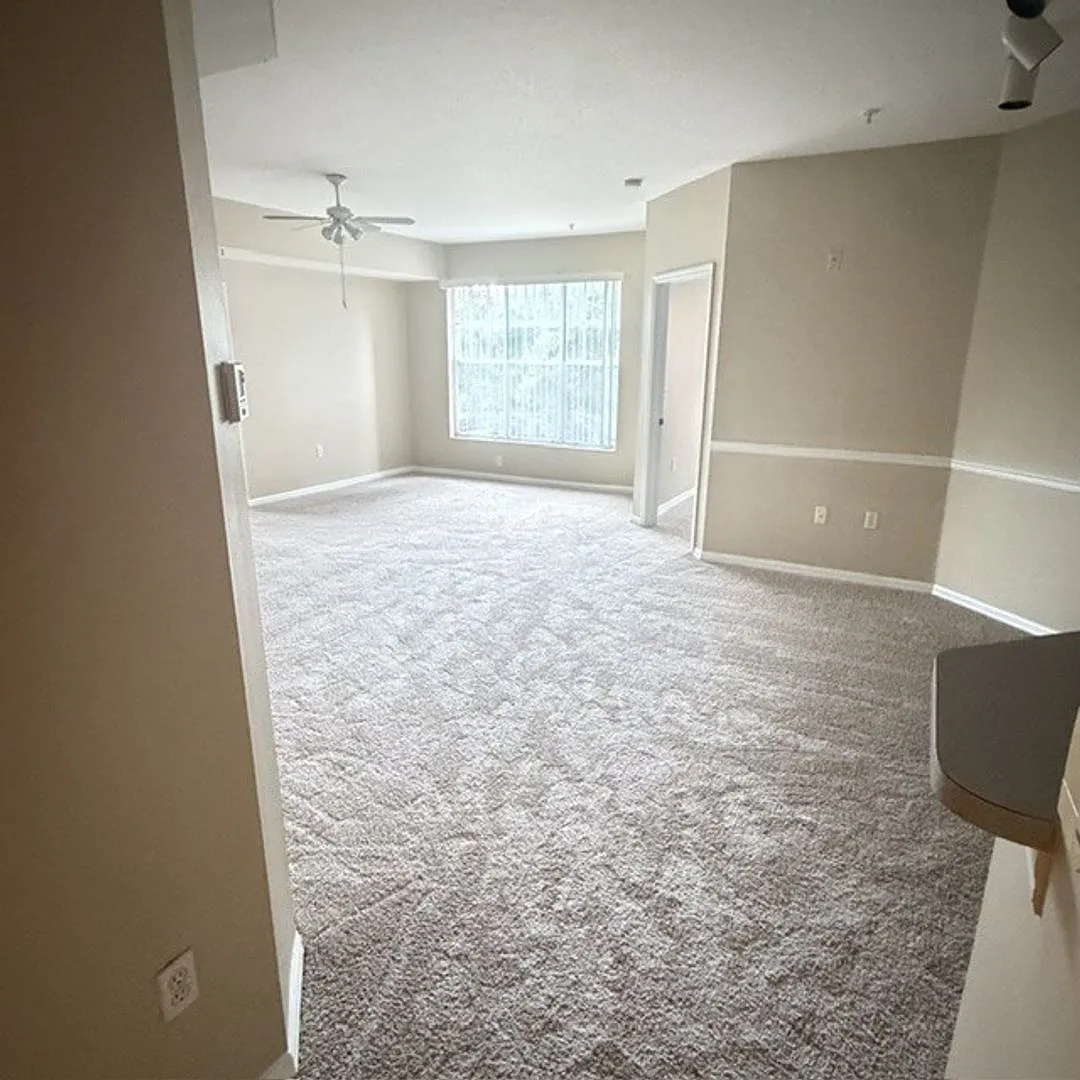 2 bd / 2 ba in Palms Club Community ! — Photo 2