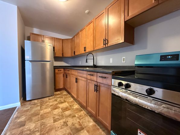 45 Main St #2