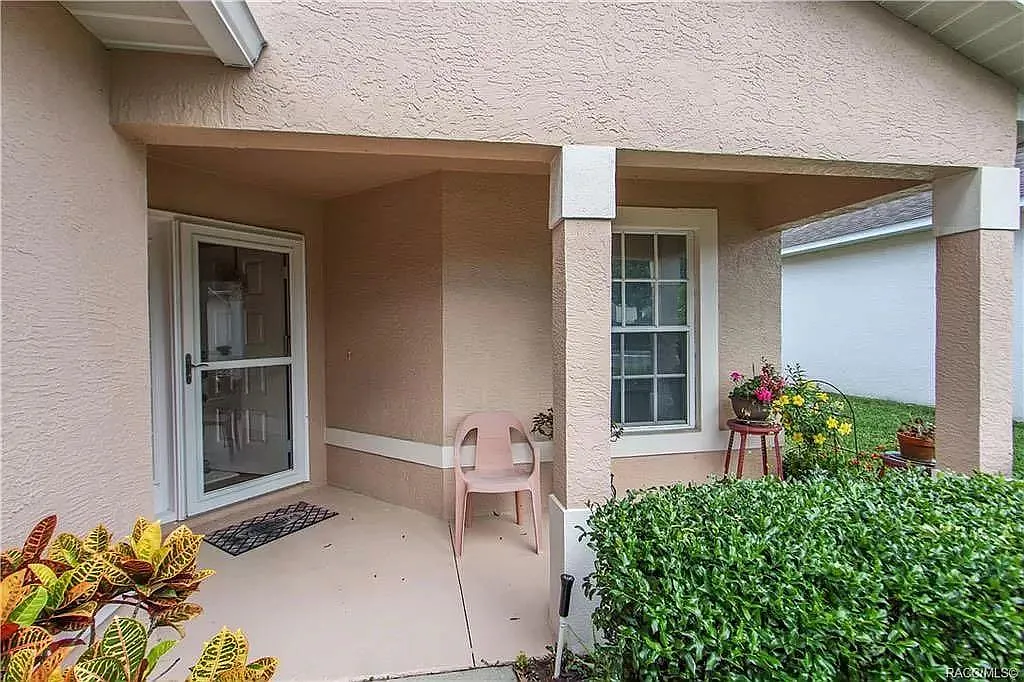 2 bed, 1493 sqft, $1,950 — Photo 2