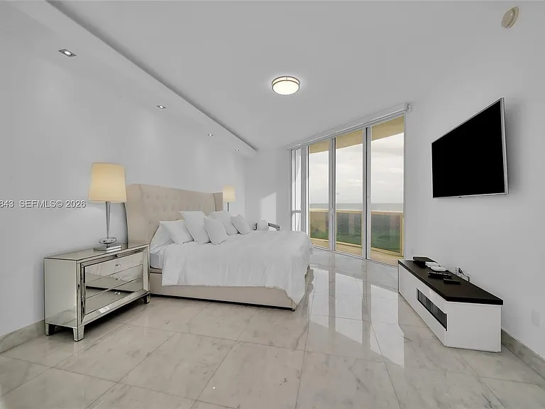 16001 Collins Ave #1406 — Photo 14