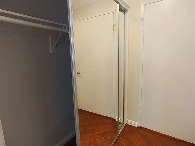 Villa De Adel Apts — Photo 152