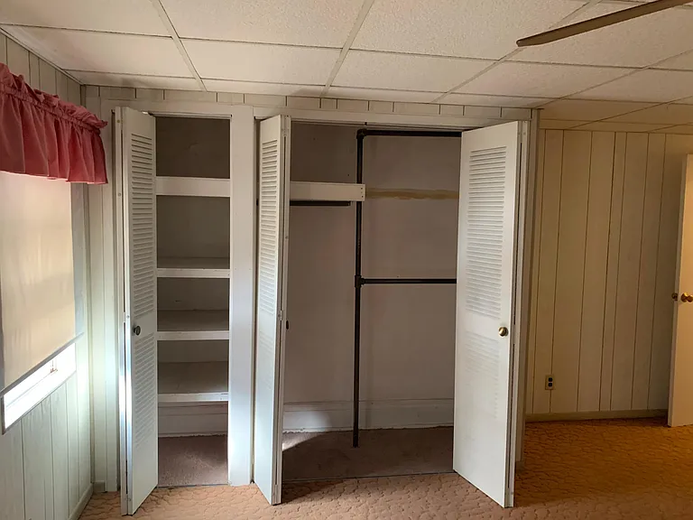 3 Closets in the master bedroom!