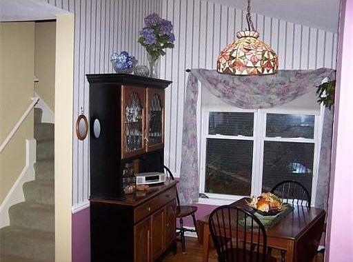 3rd image of 1 Boulderbrook Dr