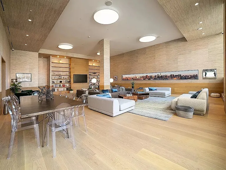 211 McGuinness Blvd #413 — Photo 11