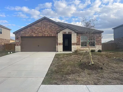 1331 Treeta Trl Photo 1