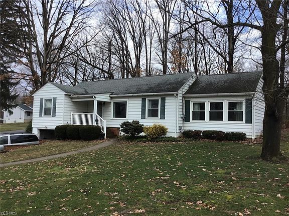 3rd image of 1161 Overton Dr