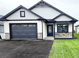 80 Holmes Ln, Charlottetown, PE C1C0V4