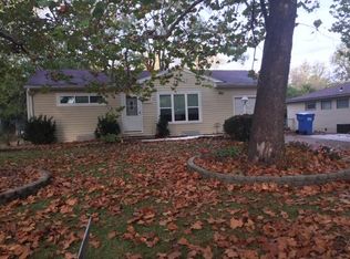 1433 SW Lancaster St, Topeka, KS 66604