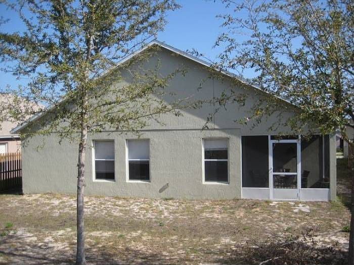 2nd image of 1082 Bluegrass Dr