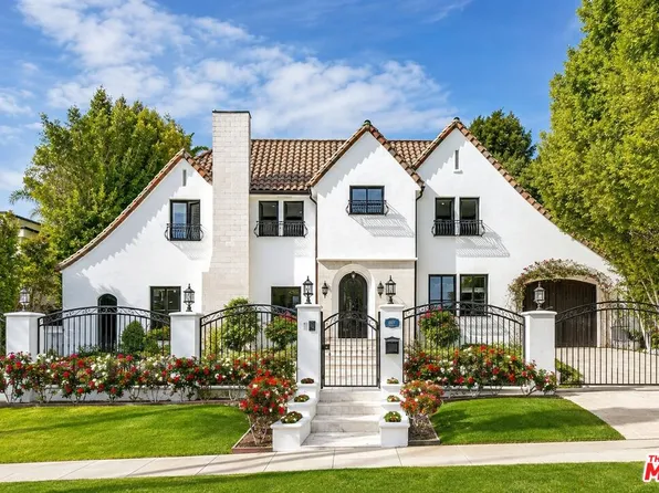 607 N Hillcrest Rd, Beverly Hills, CA 90210