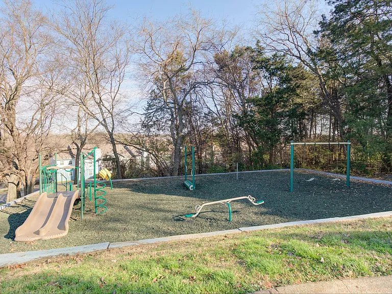 Avana Collins Creek — Photo 31