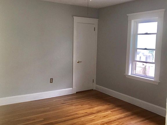 4th image of 12 N Payne St