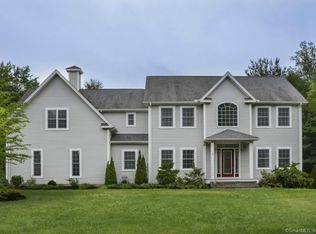 5 Powder Mill Ln, North Granby, CT 06060