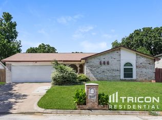 5407 Marshfield Ct, Arlington, TX 76016