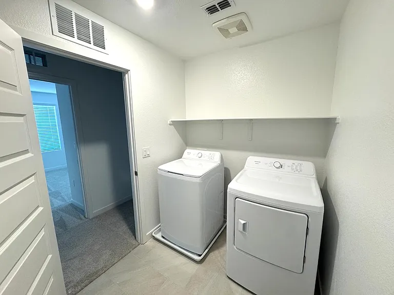 8524 Anker Way — Photo 9