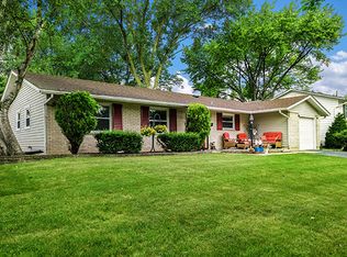 6314 Winston Dr, Woodridge, IL