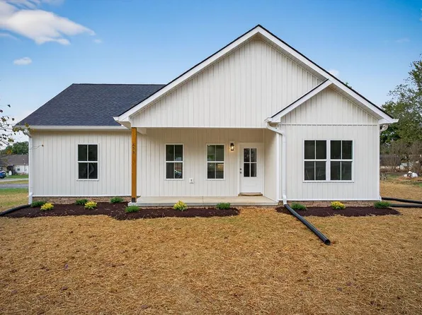 853 Anthony Ave, Smithville, TN 37166