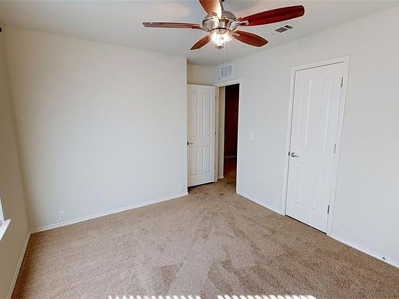5th image of 15968 Avenel Way