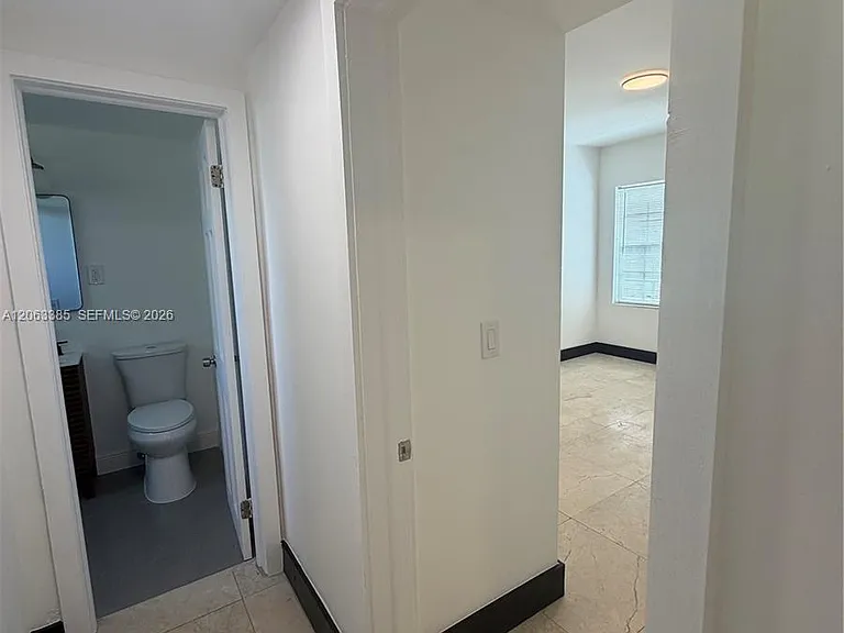 551 NE 62nd St #14 — Photo 5