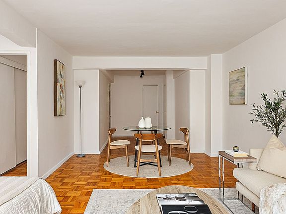4th image of 335 E 51st St APT 3H