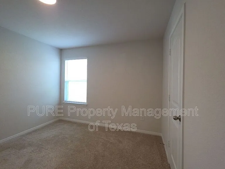13708 Howser Trce — Photo 7