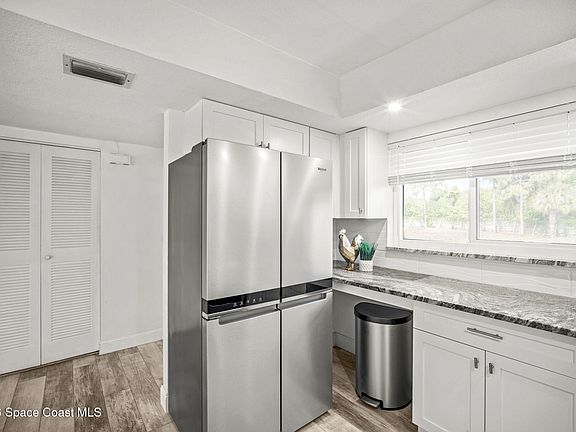 4th image of 1001 W Eau Gallie Blvd APT 229