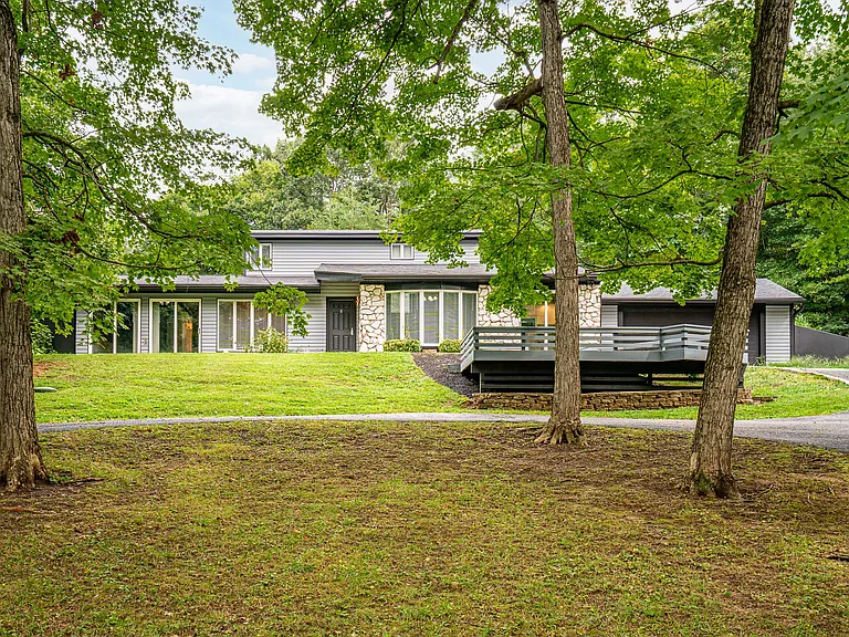 4602 Lake Forest Dr — Photo 30