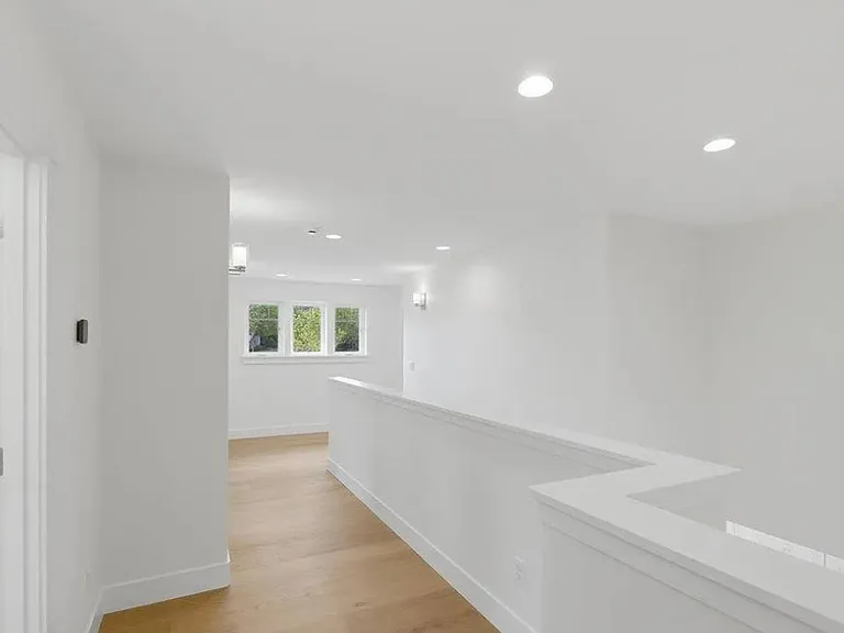 2799 NW Romancier Dr — Photo 28