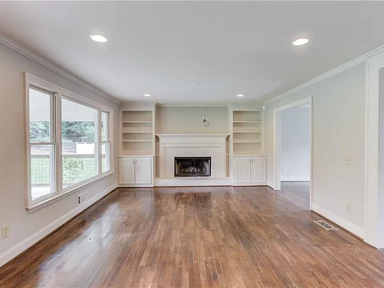 153 Lantern Ridge Ct — Photo 11