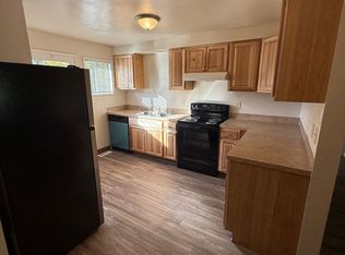 453-132 Stoneway Apartments, Salem, OR 97304