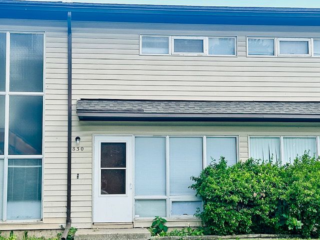 1st image of 830 N 70th St