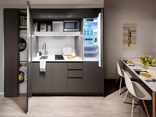 The Duke, 333 E 11th Ave, Vancouver, BC V5T 0H1