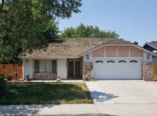 1121 Balsam Dr, Newman, CA 95360
