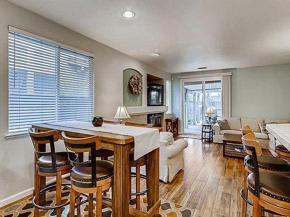 5th image of 179 Ainger Cir