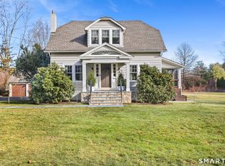 98 Comstock Hill Ave, Norwalk, CT 06850