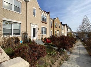 302 Todd Pl NE #4, Washington, DC 20002