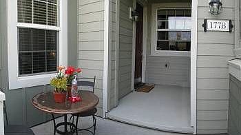 3rd image of 1778 NE Ashberry Dr