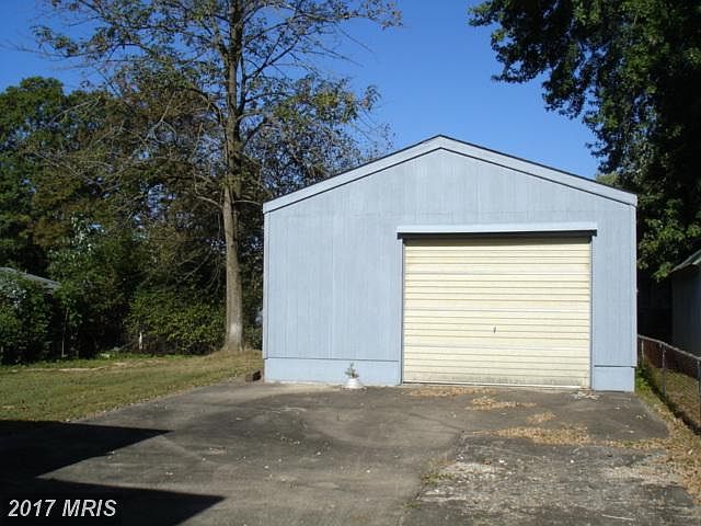 2nd image of 606 Elkton Blvd