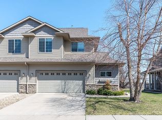 1832 Sara Ct, North Liberty, IA 52317