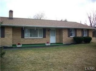 3568 Neffs Laurys Rd, Schnecksville, PA 18078