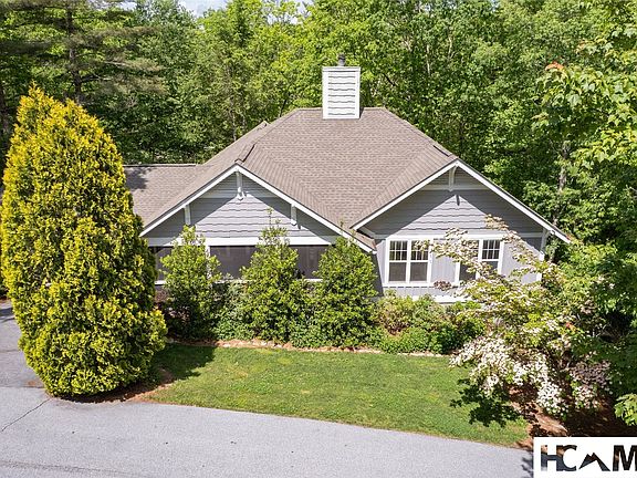 2nd image of 11 Woodlily Way