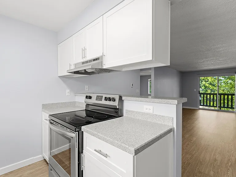 Avana West Hill — Photo 18