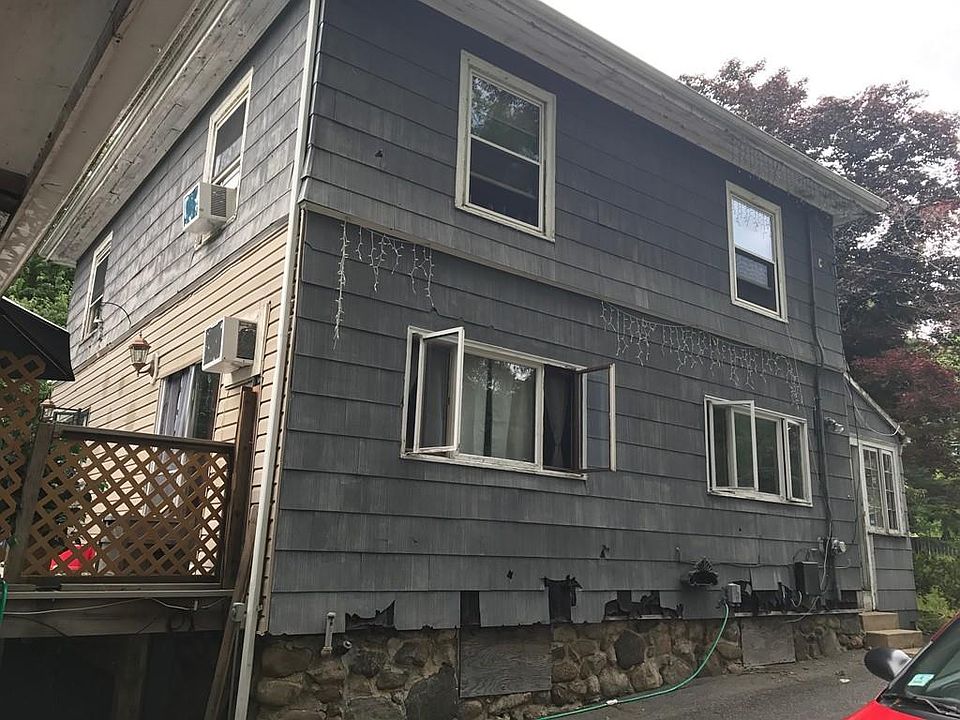 2nd image of 519 S Main St
