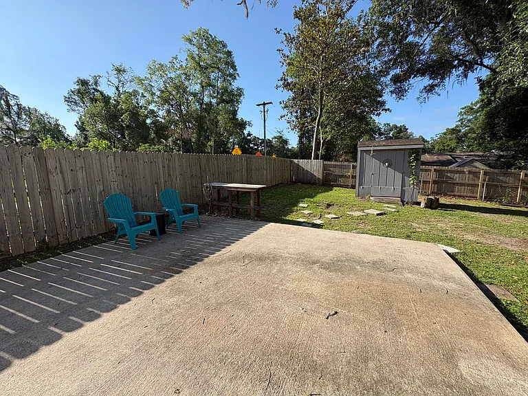 1105 Brafforton Dr — Photo 34