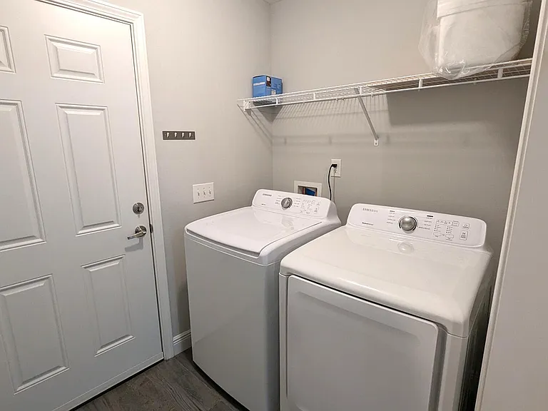 6762 Valerie Ln — Photo 11