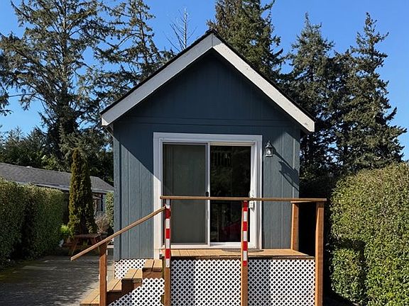 4th image of 91403 Kellogg Ln